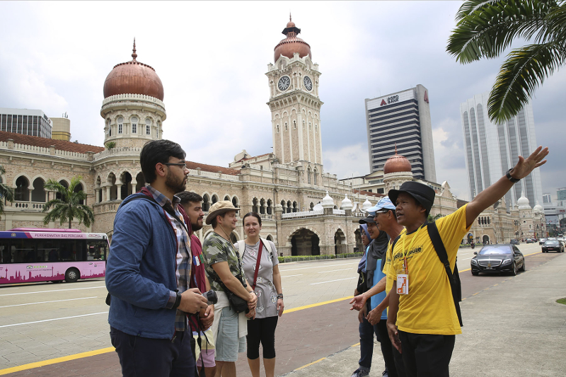 SESI I | DTM30374 TOURIST GUIDING TECHNIQUES